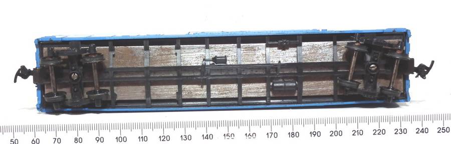ATHEARN HO: `EVANS` 60` Reefer in Fair un-boxed and Used condition.
