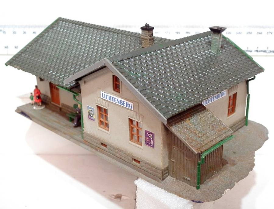 QUICK HO:  European Country Style Plastic Station Building in Good Used Condition.