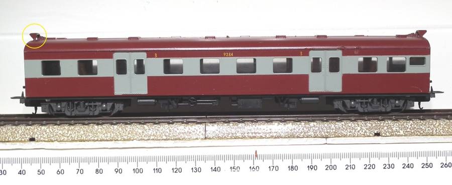 LIMA HO: SAR Suburban 3rd Class Passenger Coach in Good un-Boxed condition(Italy)