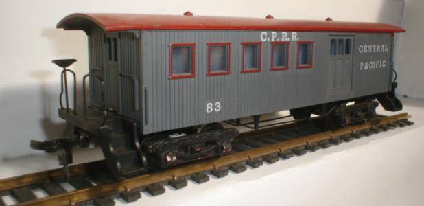 MANTUA/TYCO HO: Old Timer Central Pacific freight/passenger car.