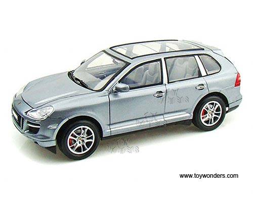 Motormax - Porsche Cayenne Turbo SUV