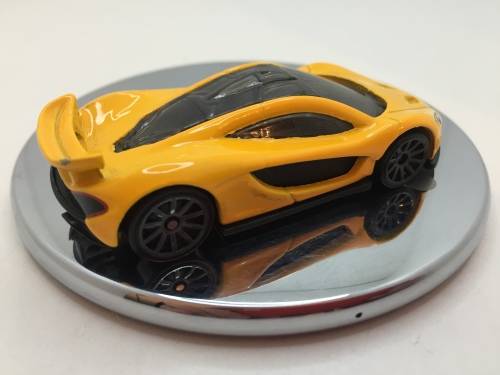 Hotwheels Mclaren P1 - Yellow - UnCarded / Loose - Good condition