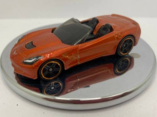 Hotwheels `14 Chev Corvette convertible Stingray - Orange- Loose / uncarded - Excellent condition