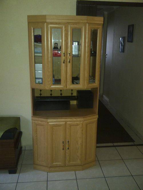 Wall unit 3 peace