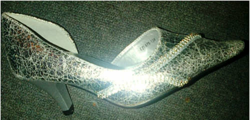 Silver heel with diamantes - size 7