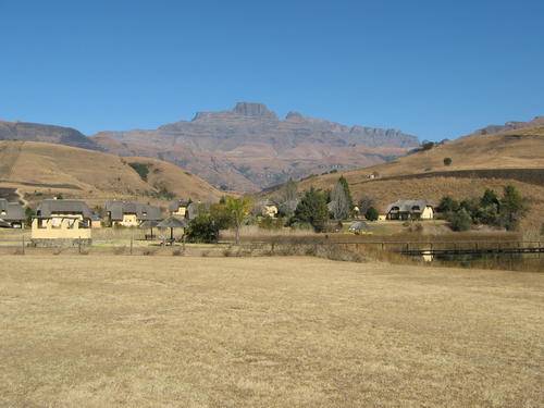 *Mt Champagne Resort (Central Drakensberg)- 29 July to 5 August 2011- 8 Sleeper!!!