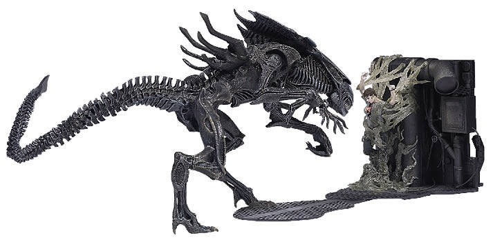 MCFARLANEâS  ALIEN QUEEN â 12 INCH