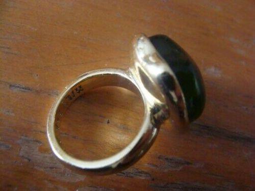 BEAUTIFUL GREEN FASHIONABLE RING