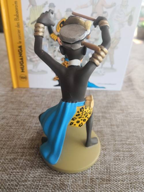 Tintin in the Congo - Muganga figurine