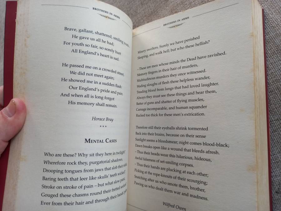 War Poems: An Anthology of Unforgettable Verse