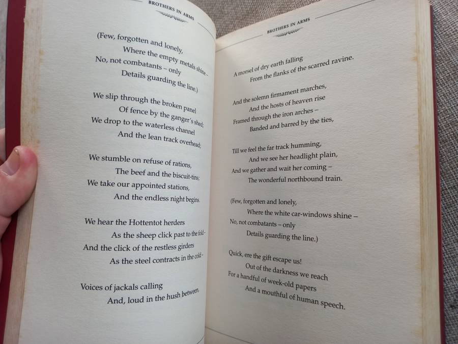 War Poems: An Anthology of Unforgettable Verse