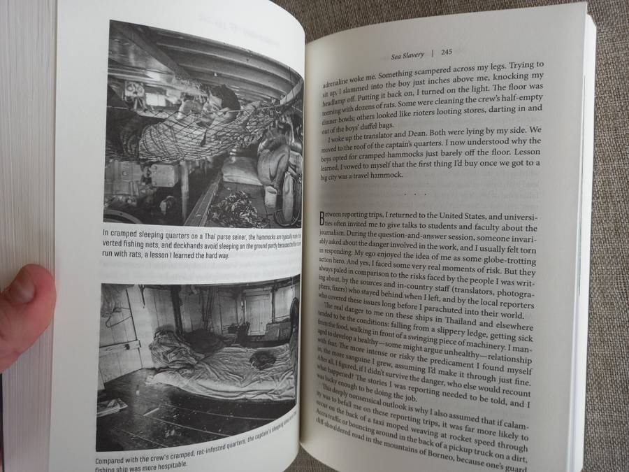 The Outlaw Ocean: Crime and Survival in the Last Untamed Frontier - ian Urbina