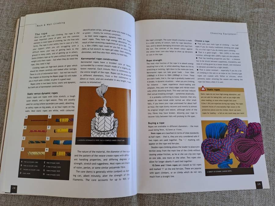 Rock & Wall Climbing: The Essential Guide to Equipment and Techniques - Garth Hattingh