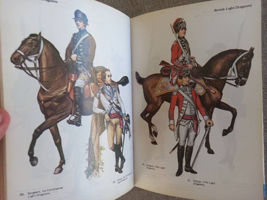 Uniforms of the American Revolution - Blandford Colour Series