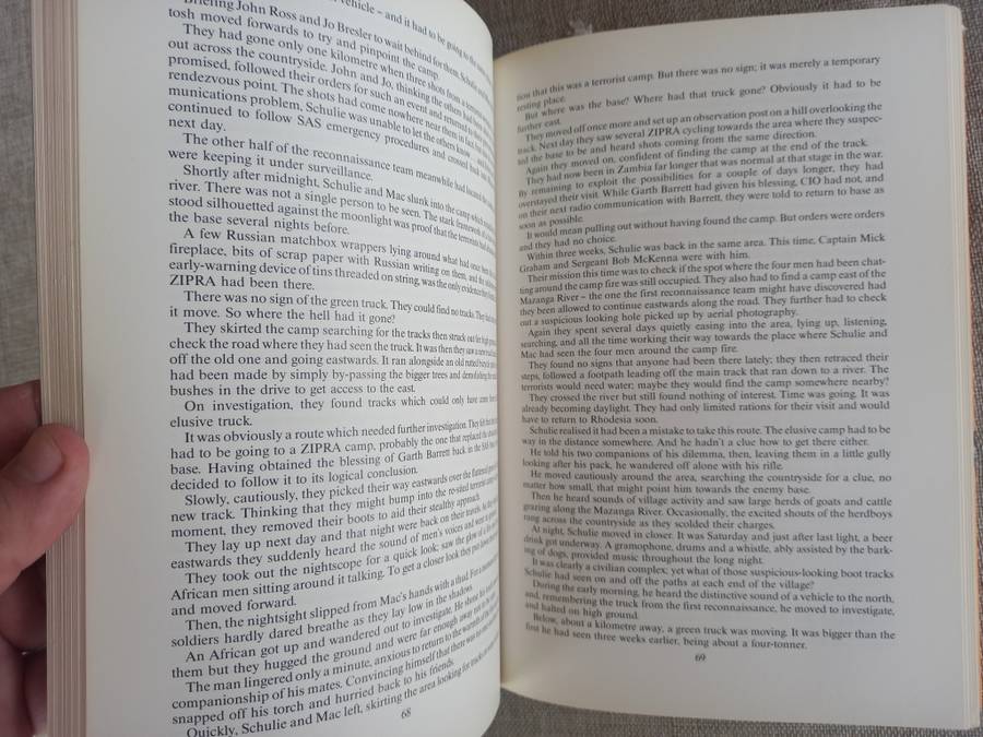 THE ELITE - THE STORY OF THE RHODESIAN SPECIAL AIR SERVICE - Barbara Cole