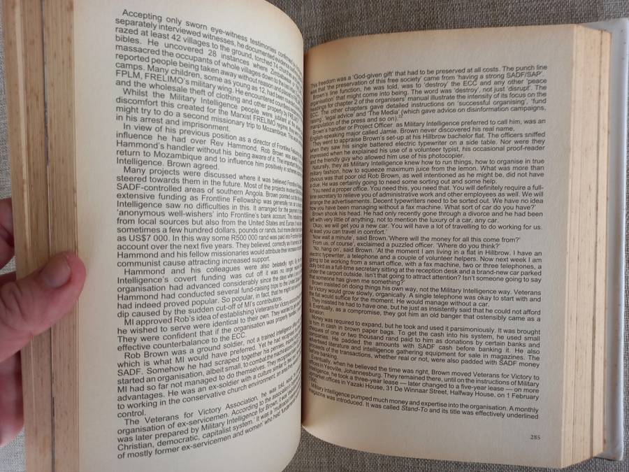 Warfare by Other Means: South Africa in the 1980`s and 1990`s - Peter Stiff
