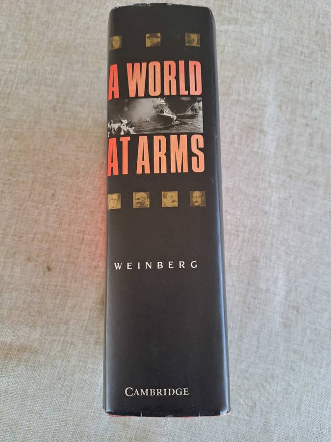 A World At Arms - A Global History of World War II - Gerhard L. Weinberg