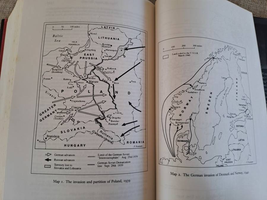 A World At Arms - A Global History of World War II - Gerhard L. Weinberg