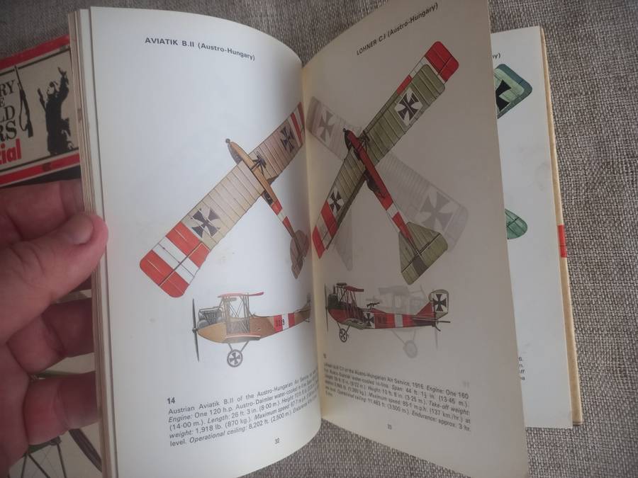 The Pocket Encyclopedia of World Aircraft in Colour Bombers 1914 - 19 - Patrol and Reconnaissance