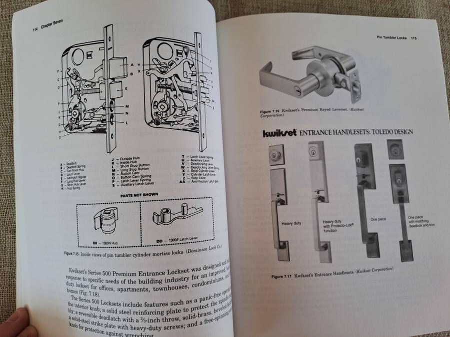 The Complete Book of Locks and Locksmithing 5th Edition - Bill Phillips