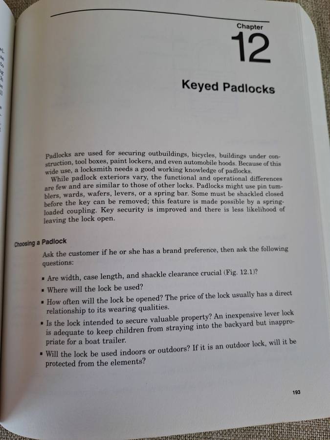 The Complete Book of Locks and Locksmithing 5th Edition - Bill Phillips