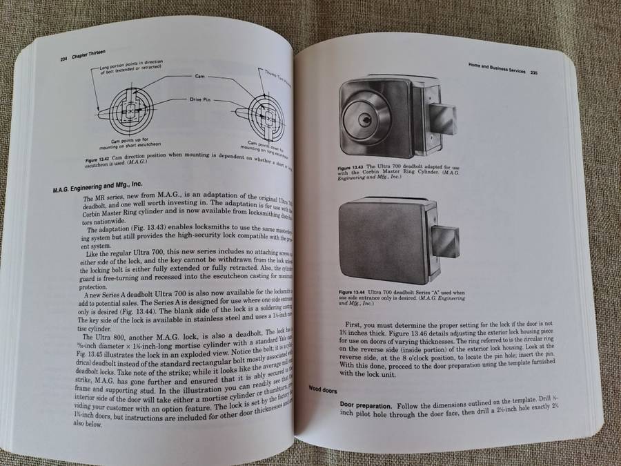 The Complete Book of Locks and Locksmithing 5th Edition - Bill Phillips