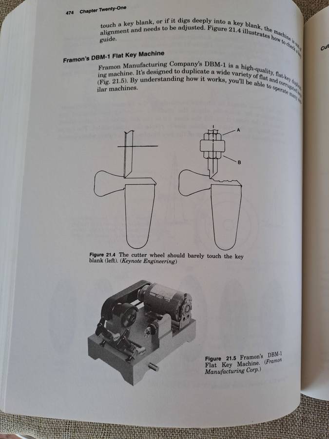 The Complete Book of Locks and Locksmithing 5th Edition - Bill Phillips