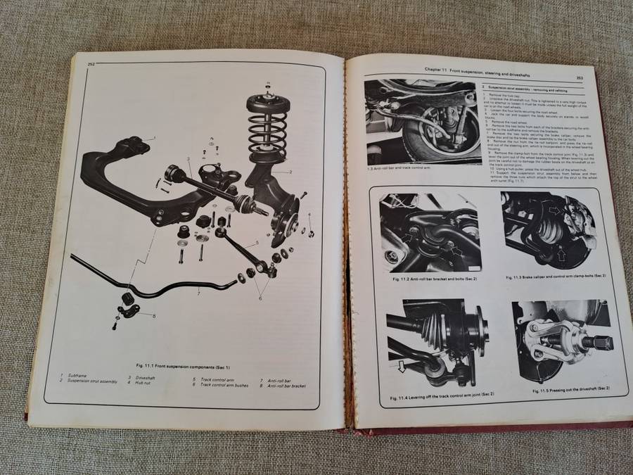 Audi 100 4- & 5-cyl October 1976 to 1979 Owners Workshop Manual