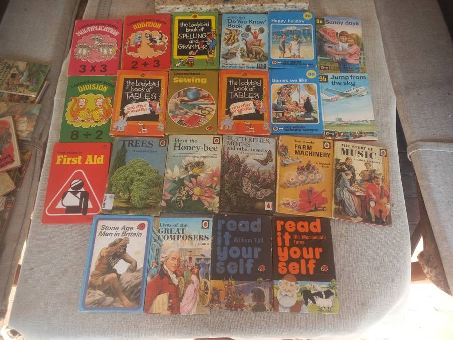Ladybird book collection x 22 - educational