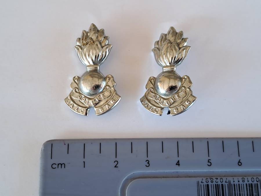 South African Defence Force SADF SA Engineers Collar Badges - Pair