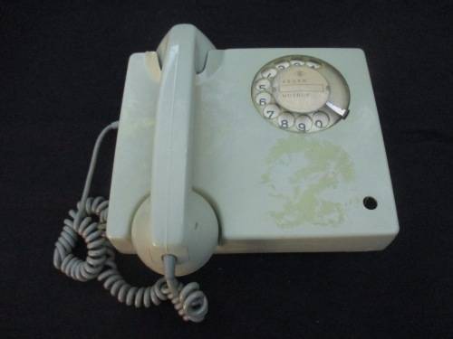 VINTAGE TELEPHONE