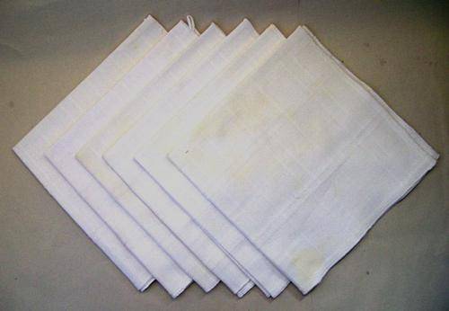6 WHITE VINTAGE LINEN NAPKINS