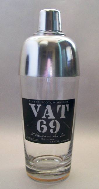 VAT 69 VINTAGE COCKTAIL SHAKER