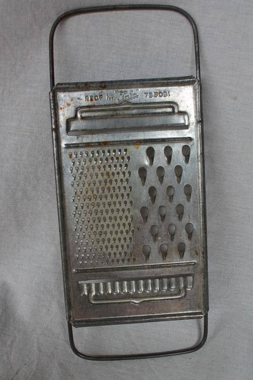 VINTAGE TALA GRATER