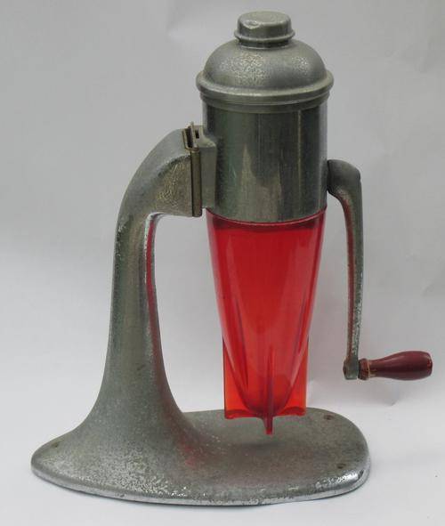VINTAGE ICE CRUSHER