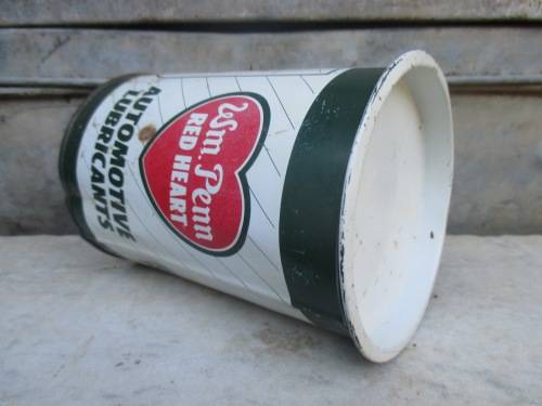 WM. PENN RED HEART GREASE TIN