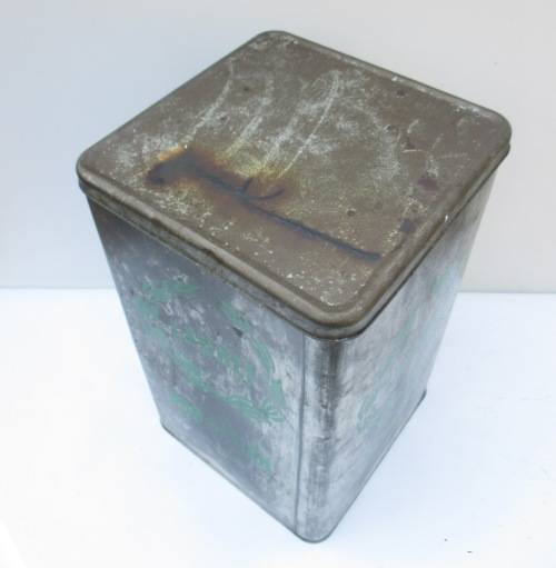 LARGE LAUREL PARAFINNE TIN