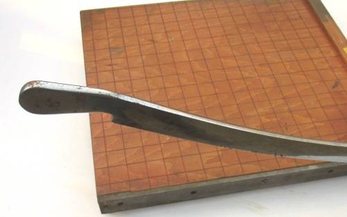 VINTAGE PAPER GUILLOTINE