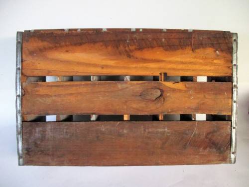 VINTAGE CANADA DRY COOL DRINK CRATE