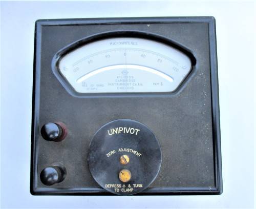 UNIPIVOT MICRO AMPERES METER