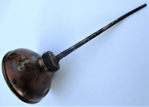 OIL CAN