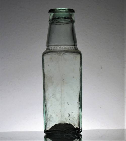 ANTIQUE PICKLE BOTTLE