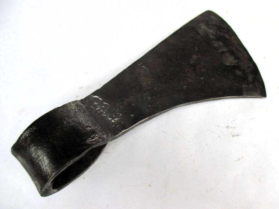 AXE HEAD