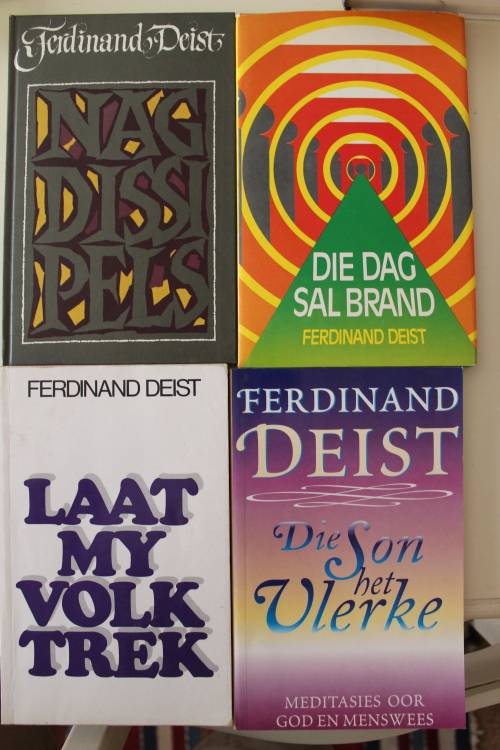 8 x Ferdinand Deist boeke