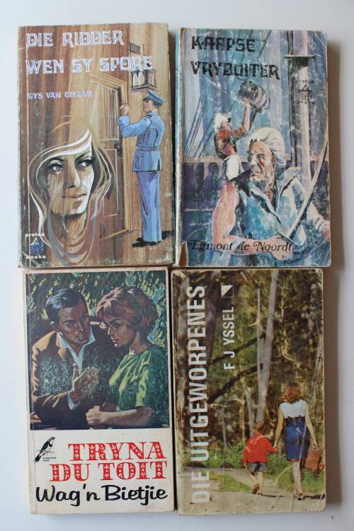 4 x Afrikaanse sagteband boeke