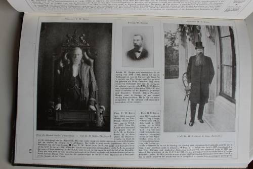 Zuid-Afrika's Geschiedenis in Beeld / South African History Told in Pictures - Molsbergen
