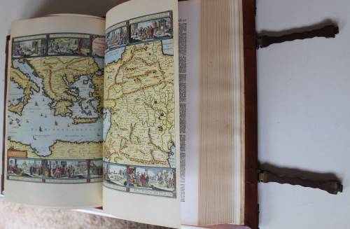 Very large most beautiful Staten-Generaal Bijbel Bybel Bible with copper / brass clasps