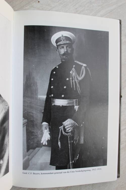 Generaal J.C.G. Kemp En Die Epiese Woestyntog    - Van Schoor