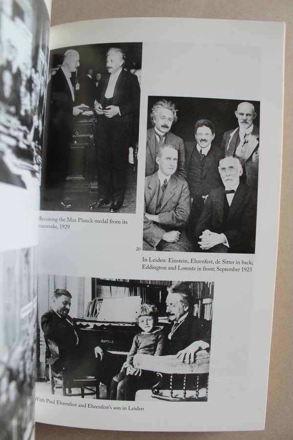 Einstein: His Life and Universe - Isaacson