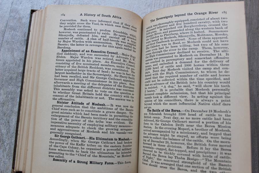 A History of South Africa: From the Earliest Days to Union - William Charles Scully
